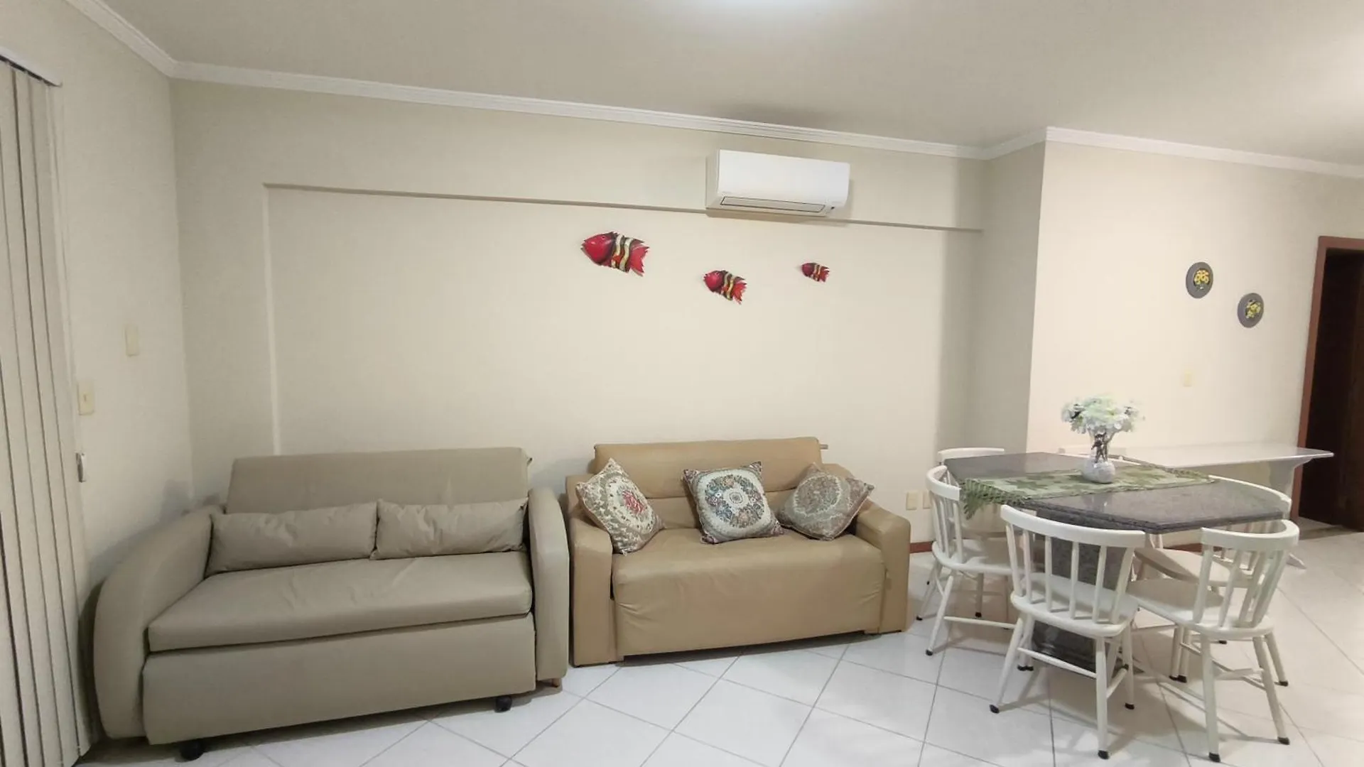 아파트 Apartamento Em 봄비나스 브라질